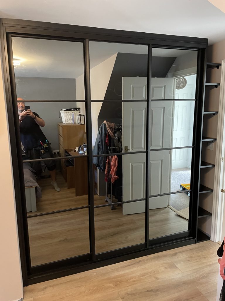 Debsky Bespoke Wardrobes